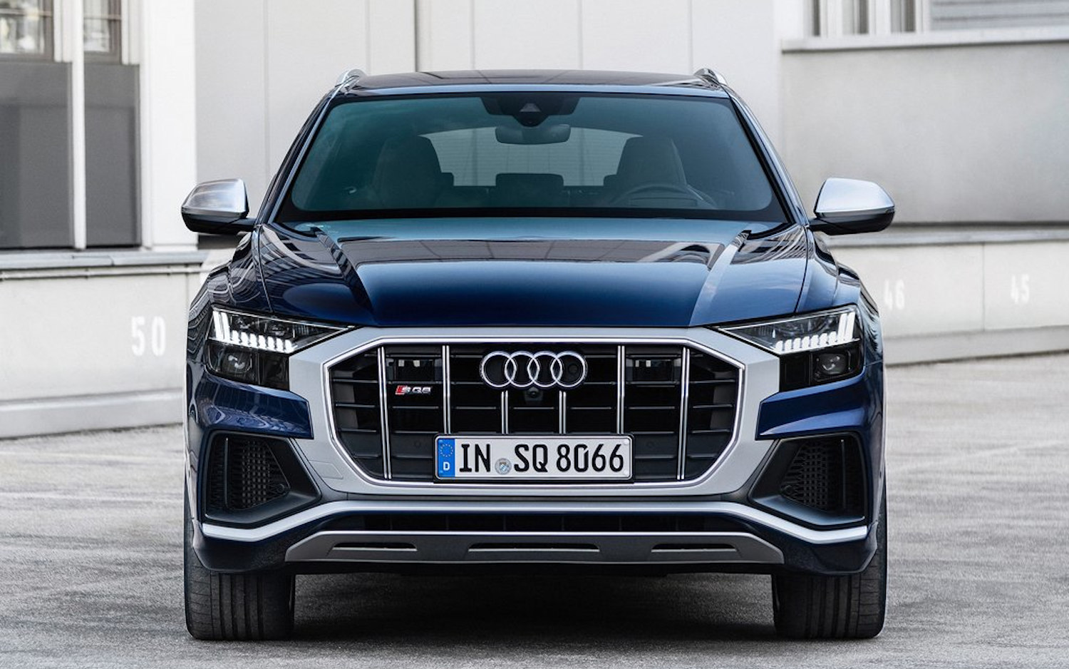 Comparison Audi SQ8 TFSI 2021 vs Porsche Cayenne GTS 2021 SUV Drive